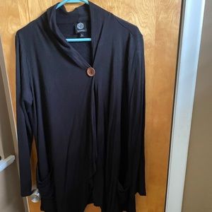 Large black Bobeau 1 button cardigan. With pockets